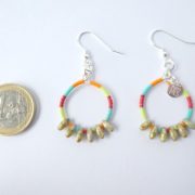Boucles d'oreilles colorées – Image 3