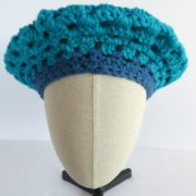Béret bleu en laine – Image 2
