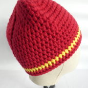 Le bonnet rouge Maranello crocheté à la main.