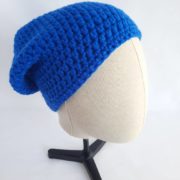 Le bonnet bleu en laine Dinard est uni.