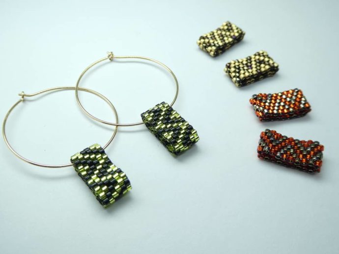 Créoles Manon avec pendants à tissage réalisé avec perles Miyuki.